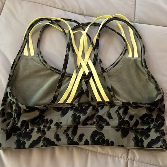 VS sport hunter green animal print with strappy neon back‎ sports bra - Picture 2 of 6